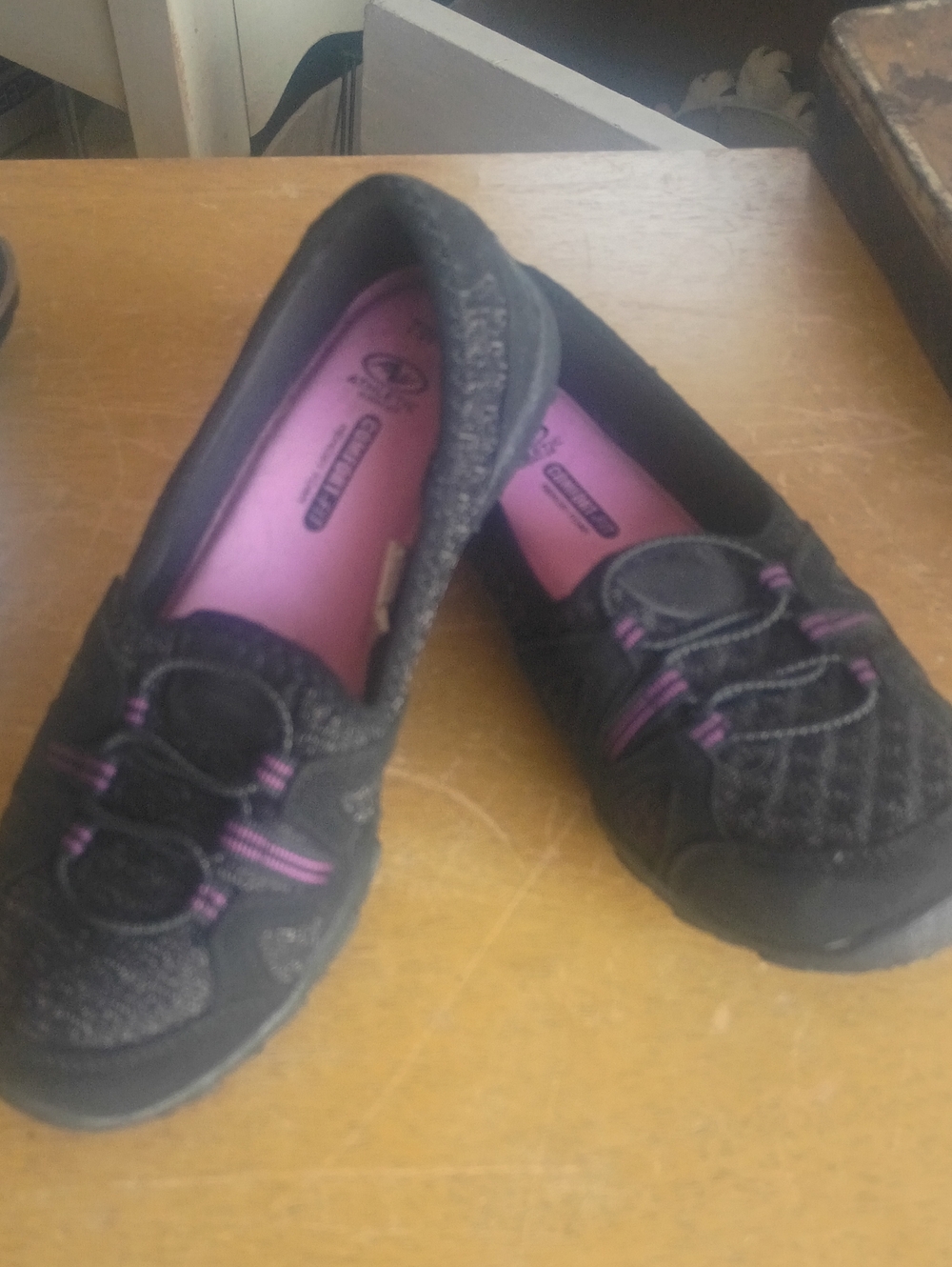 Comfort Knit Slip-On Flats - Black with Pink Accents